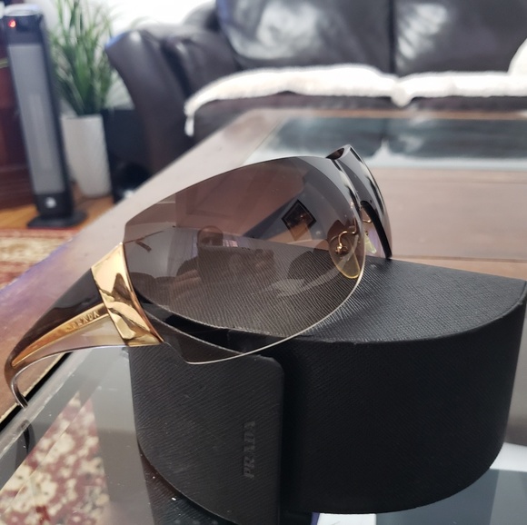 Prada glasses - Picture 1 of 1